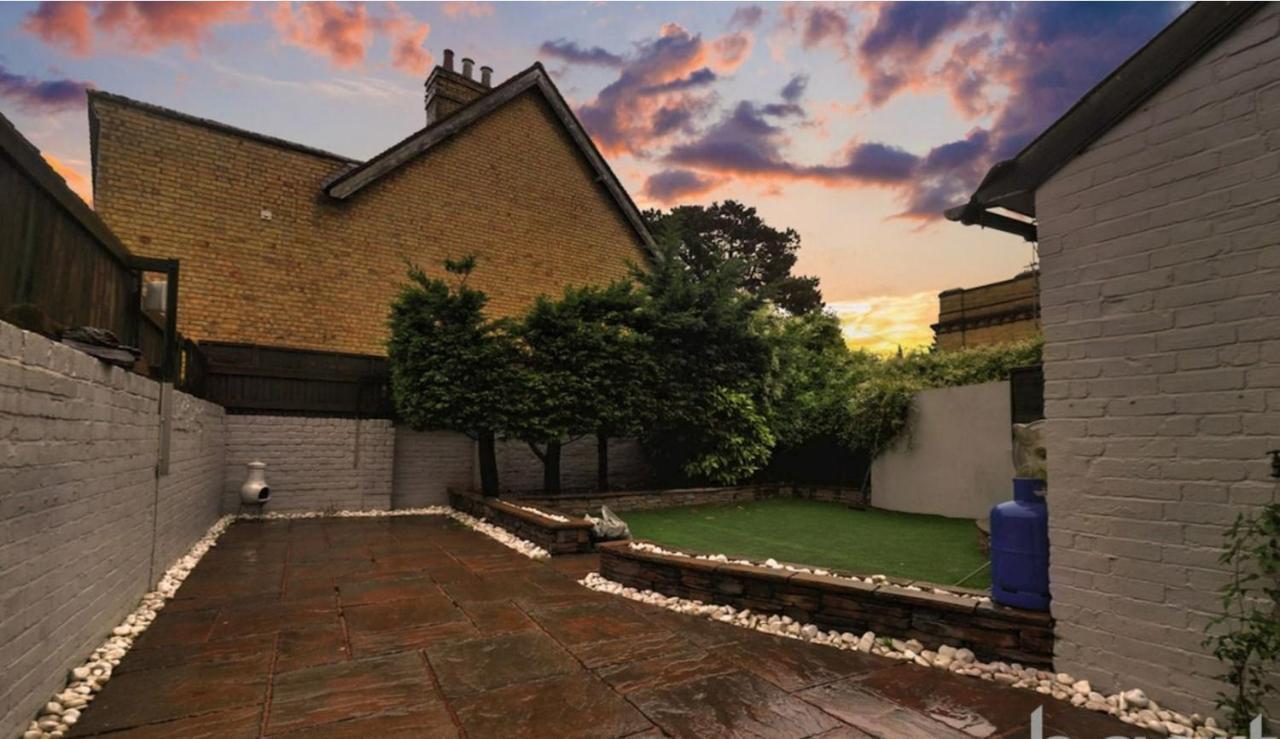 Aylesford Guesthouse Exterior photo